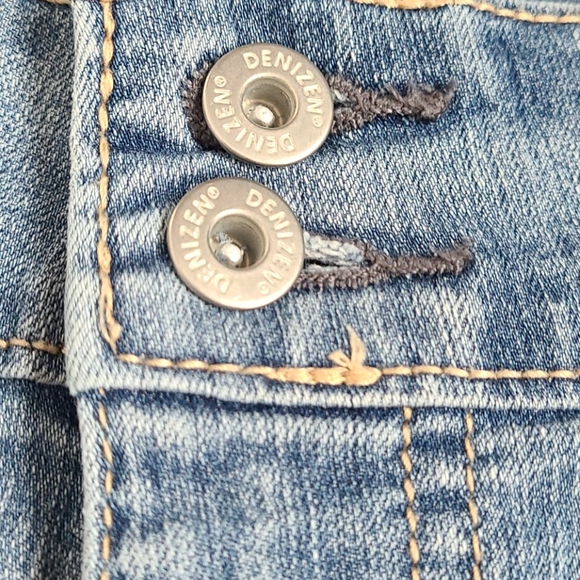 EUC Levi Jean shorts - Picture 4 of 6